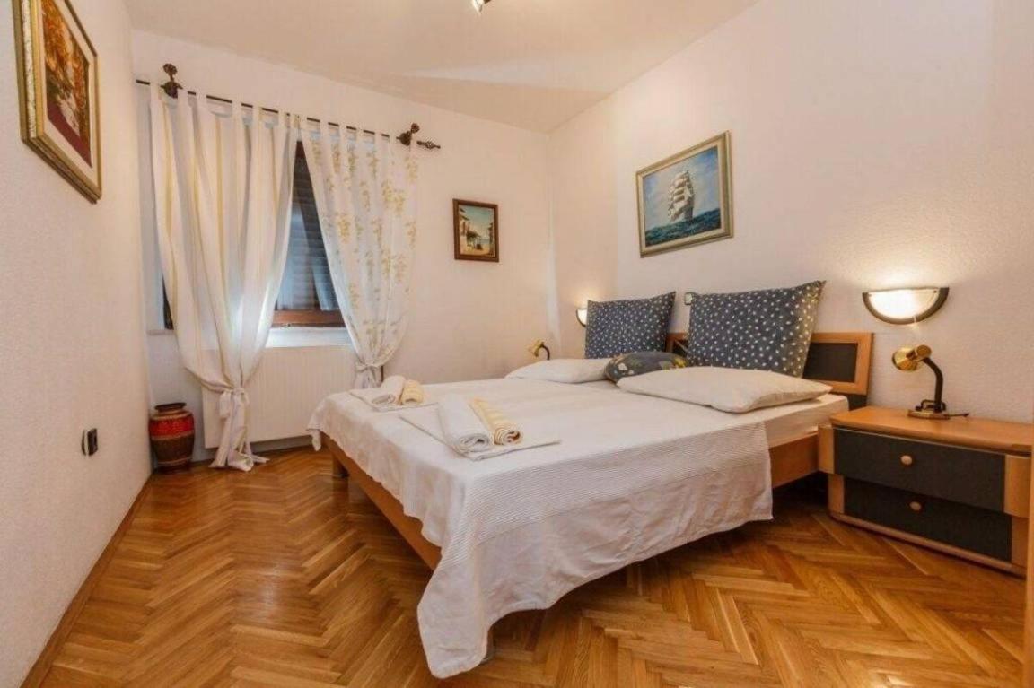 Guest House Lazeta Duće Exteriör bild